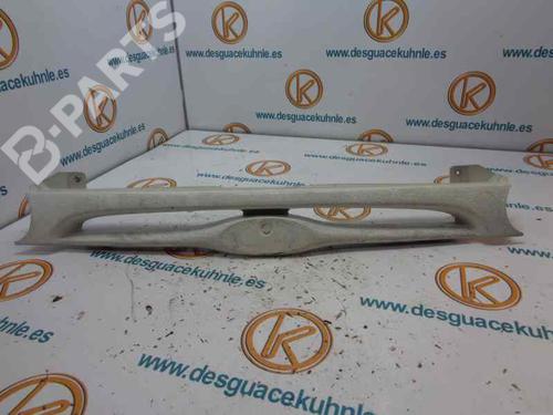 Used Grille FORD MONDEO I (GBP) 1.8 TD (88 hp) 2457598