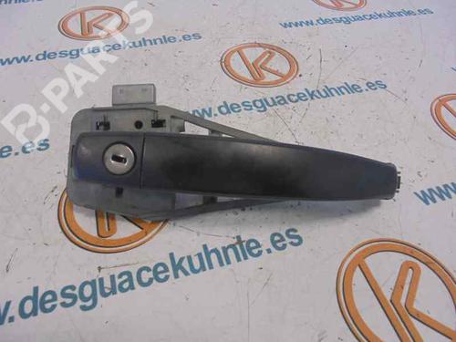 Używane Klamka zewnętrzna drzwi przednich prawych OPEL VECTRA C (Z02) [2002-2009]  2456116