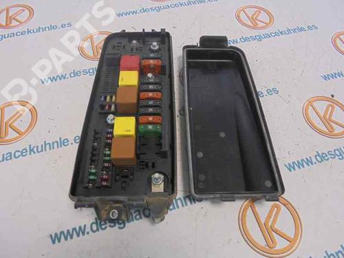 Used Fuse box OPEL VECTRA C (Z02) [2002-2009]  2472058