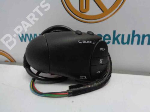 Steering wheel controls RENAULT MEGANE I (BA0/1_) 1.9 dTi (BA08, BA0N) | BP2461183E15 