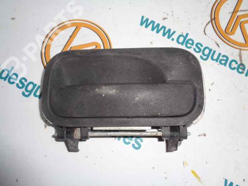 Używane Klamka zewnętrzna drzwi tylnych prawych OPEL VECTRA B (J96) 1.6 i 16V (F19) (100 hp) 2449793