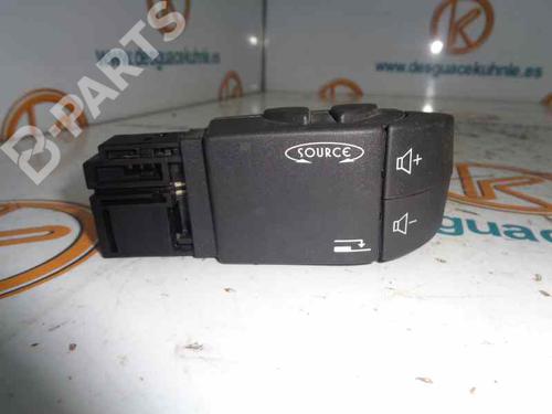 Used Steering wheel controls RENAULT LAGUNA II (BG0/1_) [2001-2007]  2463534