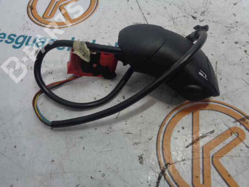 Steering wheel controls RENAULT SCÉNIC I MPV (JA0/1_, FA0_) 1.6 (JA00, JA16, JA15, JA19, JA1V, JA2B, JA2C, JA0B,... | BP2461097E15 