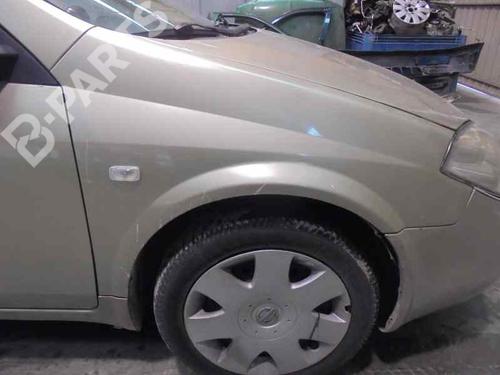 Used Right front fenders NISSAN PRIMERA Hatchback (P12) [2002-2025]  2479379