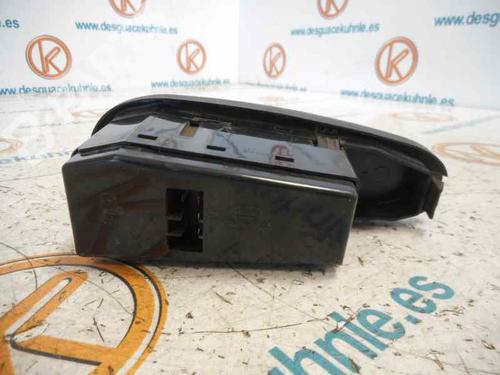 Right front window switch HYUNDAI COUPE I (RD)  | BP2680490I26 