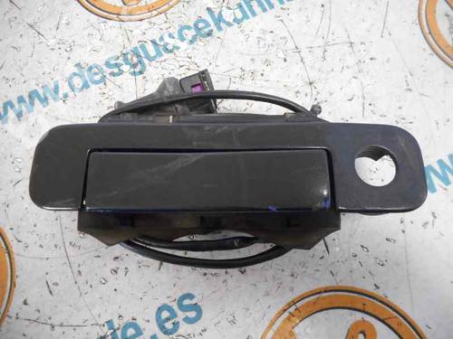 Used Front left exterior door handle AUDI A8 D2 (4D2, 4D8) 3.7 quattro (230 hp) 2479684