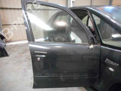 Right front door CITROËN XSARA PICASSO (N68) 2.0 HDi (90 hp) 2474784