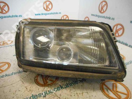 Right headlight AUDI A8 D2 (4D2, 4D8) 4.2 quattro (299 hp) 2447863