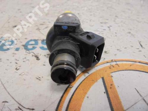 Injector HONDA CIVIC VI Fastback (MA, MB) 1.5 i Vtec-E (MA9) (90 hp) 2464411