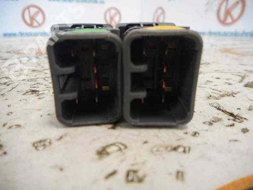 Headlight switch HYUNDAI SANTA FÉ I (SM)  | BP2456725I24 