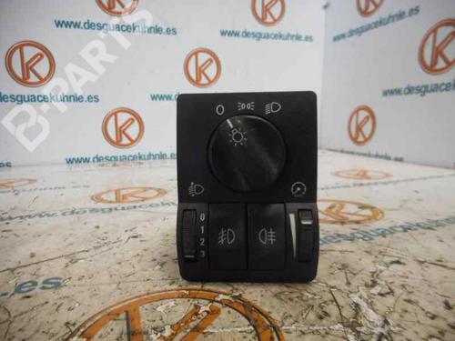 Used Headlight switch OPEL ASTRA G Hatchback (T98) [1998-2009]  2449882