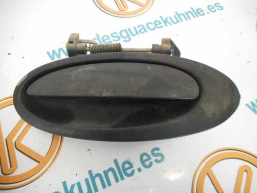 Used Rear left exterior door handle RENAULT LAGUNA I (B56_, 556_) [1993-2002]  2483729