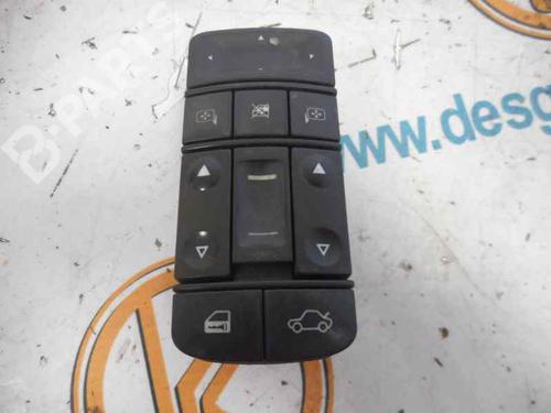 Used Left front window switch OPEL VECTRA C (Z02) [2002-2009]  2452619