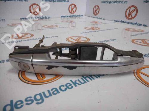 Used Front right exterior door handle MERCEDES-BENZ C-CLASS (W202) [1993-2000]  2457413