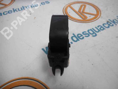 Used Right rear window switch NISSAN ALMERA TINO (V10) [1998-2006]  2448368