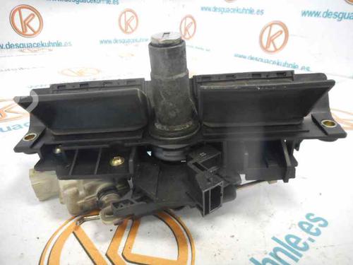 tailgate-handle-audi-a6-c5-4b2-19-tdi-8d9827565h-4b0827565h-1997-1998-1999-2000-2001-2002-2003-2004-2005-2475602 main image