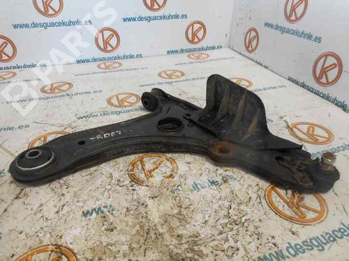 Used Right front suspension arm VW GOLF III (1H1) [1989-2000]  2470379