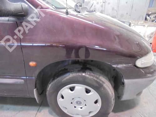 Parafango anteriore destro CHRYSLER VOYAGER / GRAND VOYAGER III (GS_, NS_) 2.4 i (151 hp) 2476735