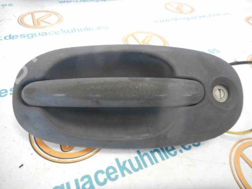 Used Front left exterior door handle CHRYSLER VOYAGER / GRAND VOYAGER III (GS_, NS_) [1992-2001]  2458009