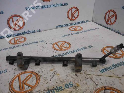 Used Injection rail CHRYSLER VOYAGER / GRAND VOYAGER III (GS_, NS_) [1995-2001]  2479237