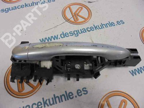 Used Front right exterior door handle RENAULT SCÉNIC II (JM0/1_) [2003-2010]  2468086