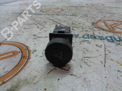 Used Steering column stalk PEUGEOT 306 Hatchback (7A, 7C, N3, N5) 1.9 D (68 hp) 2483761