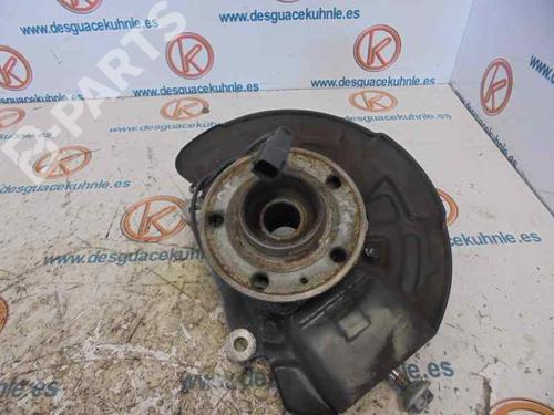 Used Left front steering knuckle VOLVO V70 I (875, 876) 2.5 TDI (140 hp) 2495336