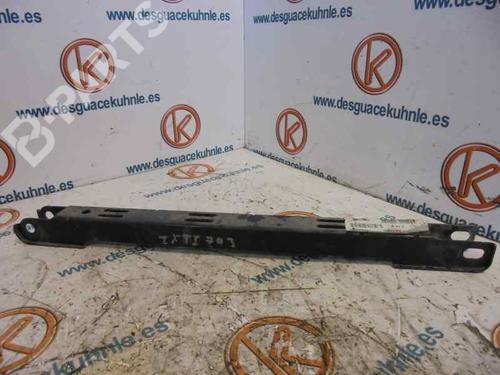 Venstre bak bærearm VOLVO V70 I (875, 876) 2.5 TDI (140 hp) 2493160