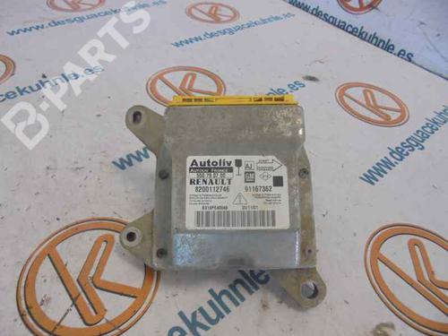 Airbag styreenhed RENAULT TRAFIC II Bus (JL) 1.9 dCI 100 (JL0C) (101 hp) 2472065