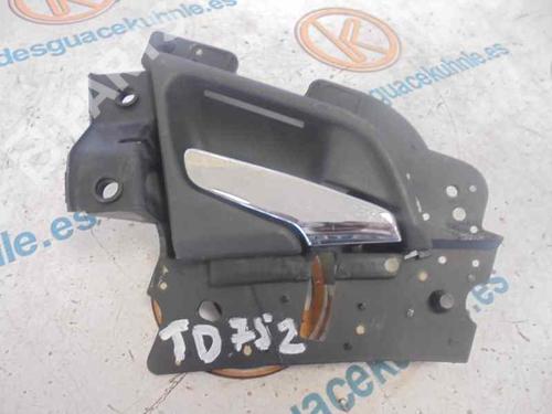 Rear right interior door handle MERCEDES-BENZ E-CLASS (W210) E 270 CDI (210.016) A2107660254 |