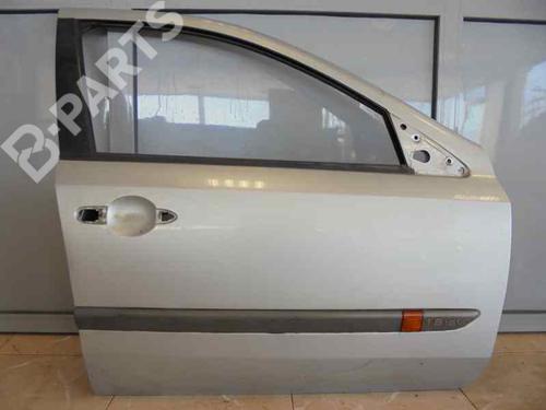 Porte avant droite RENAULT LAGUNA II (BG0/1_) 1.8 16V (BG06, BG0J, BG0M) (116 hp) 2493794