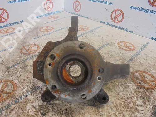 Used Right front steering knuckle RENAULT LAGUNA II (BG0/1_) 1.8 16V (BG06, BG0J, BG0M) (116 hp) 2495464