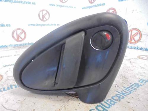 Venstre bagtil invendig håndtag CITROËN XSARA Coupe (N0) 1.4 HDi (68 hp) 3218543