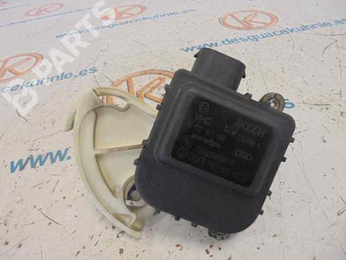 Used Heater blower motor AUDI A4 B5 (8D2) 2.5 TDI (150 hp) 2447640