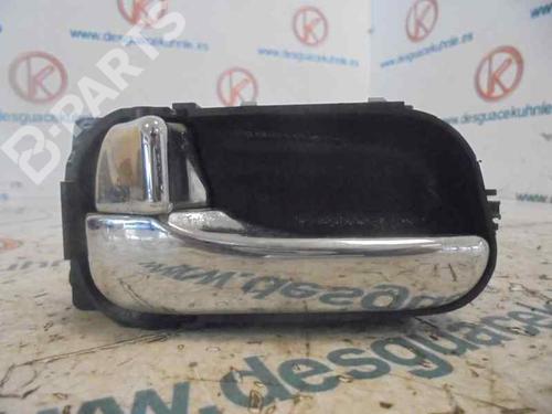 Used Front left interior door handle NISSAN PRIMERA Hatchback (P11) 2.0 TD (90 hp) 3218693