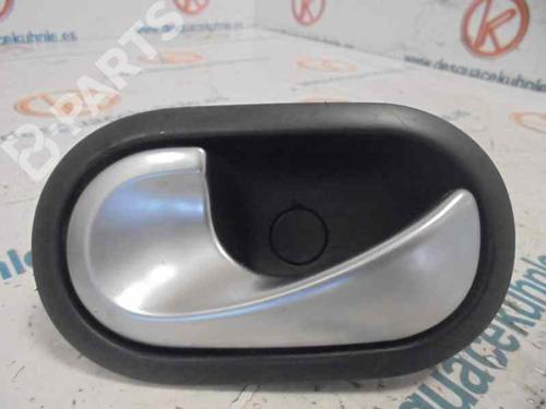 Used Front left interior door handle RENAULT MEGANE II (BM0/1_, CM0/1_) 1.5 dCi (BM0F, BM0T, BM2B, CM0F, CM0T) (82 hp) 3218100