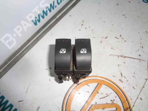 Venstre fortil elrude kontakt RENAULT LAGUNA II (BG0/1_)  BP2486395I27
