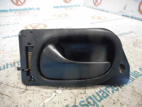 Used Front left interior door handle RENAULT LAGUNA I (B56_, 556_) 2.2 dT (B569) (113 hp) 3219969