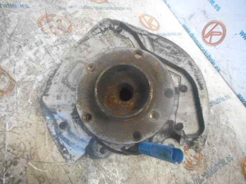 Used Left front steering knuckle BMW 5 (E39) 528 i (193 hp) 2482079