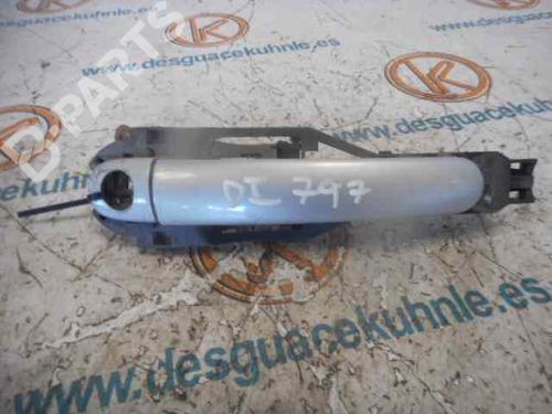 Used Front left exterior door handle VW PASSAT B5 (3B2) 1.9 TDI 4motion (115 hp) 2486374