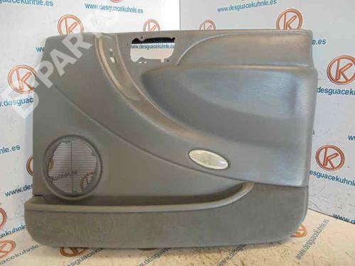 Guarnecido puerta delantera derecha CHRYSLER VOYAGER IV (RG, RS) 2.8 CRD (150 hp) 2484209