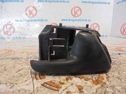 Used Front right interior door handle VW POLO III (6N1) 45 1.0 (45 hp) 3218748