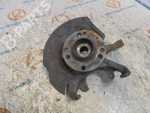 Used Right front steering knuckle VW POLO III (6N1) 45 1.0 (45 hp) 2496218