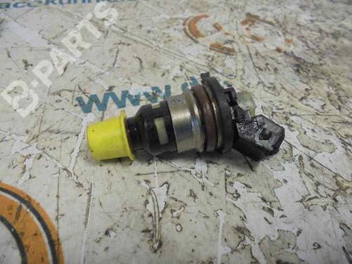 Injecteur FORD ESCORT V Convertible (ALL) 1.6 16V XR3i (90 hp) 2483613