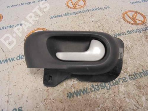 Used Front right interior door handle OPEL CORSA C (X01) 1.3 CDTI (F08, F68) (70 hp) 3218135