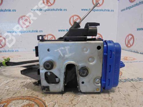 Used Rear left lock AUDI A8 D2 (4D2, 4D8) 3.7 quattro (260 hp) 2493268