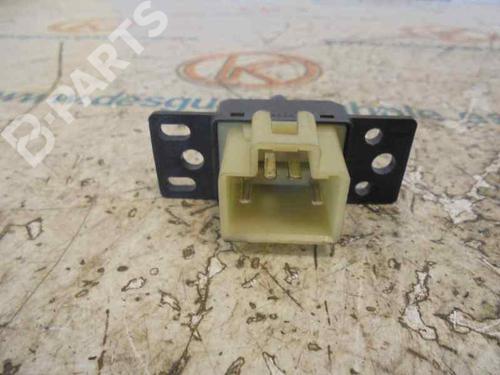 Right front window switch CHRYSLER VOYAGER IV (RG, RS) 2.5 CRD | BP2469222I26 