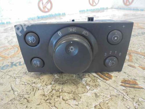 Used Headlight switch OPEL VECTRA C (Z02) 1.9 CDTI (F69) (120 hp) 2496542