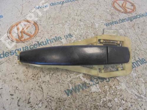 Poignée extérieure avant gauche OPEL VECTRA C (Z02) 1.9 CDTI (F69) (120 hp) 2496386