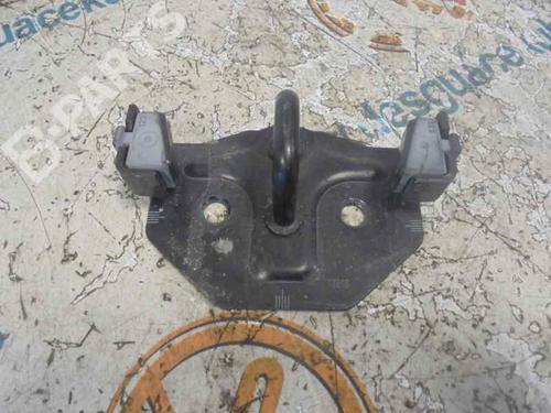Used Tailgate lock OPEL VECTRA C (Z02) 1.9 CDTI (F69) (120 hp) 2492410